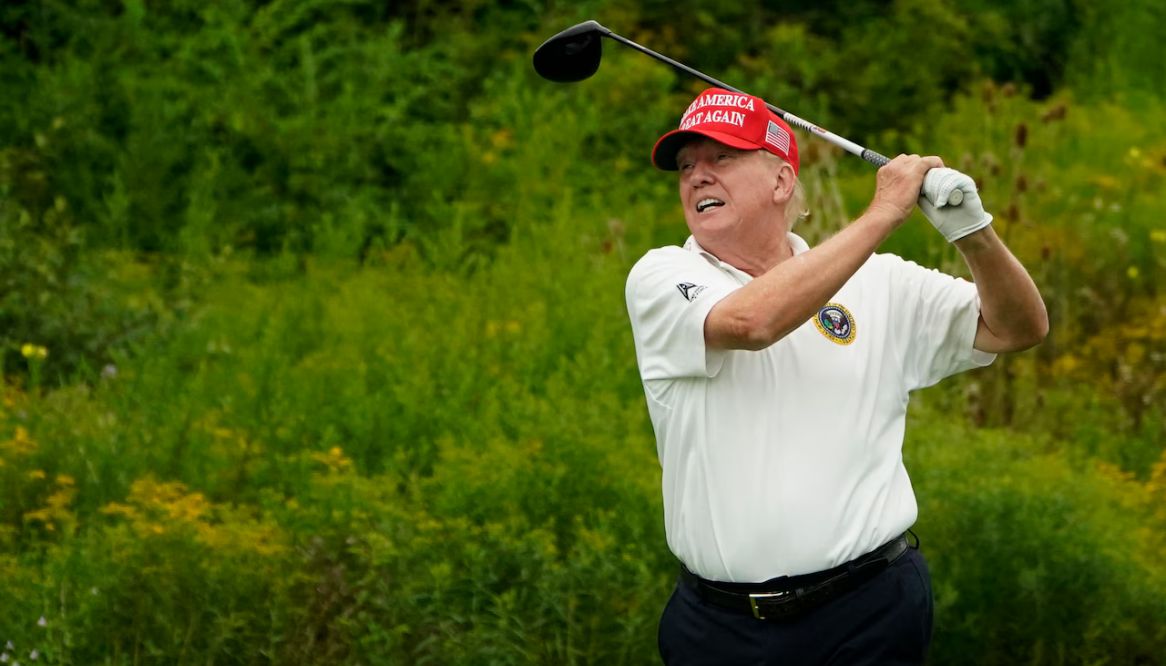 Donald Trump: Ông trùm quyền lực nhất làng golf